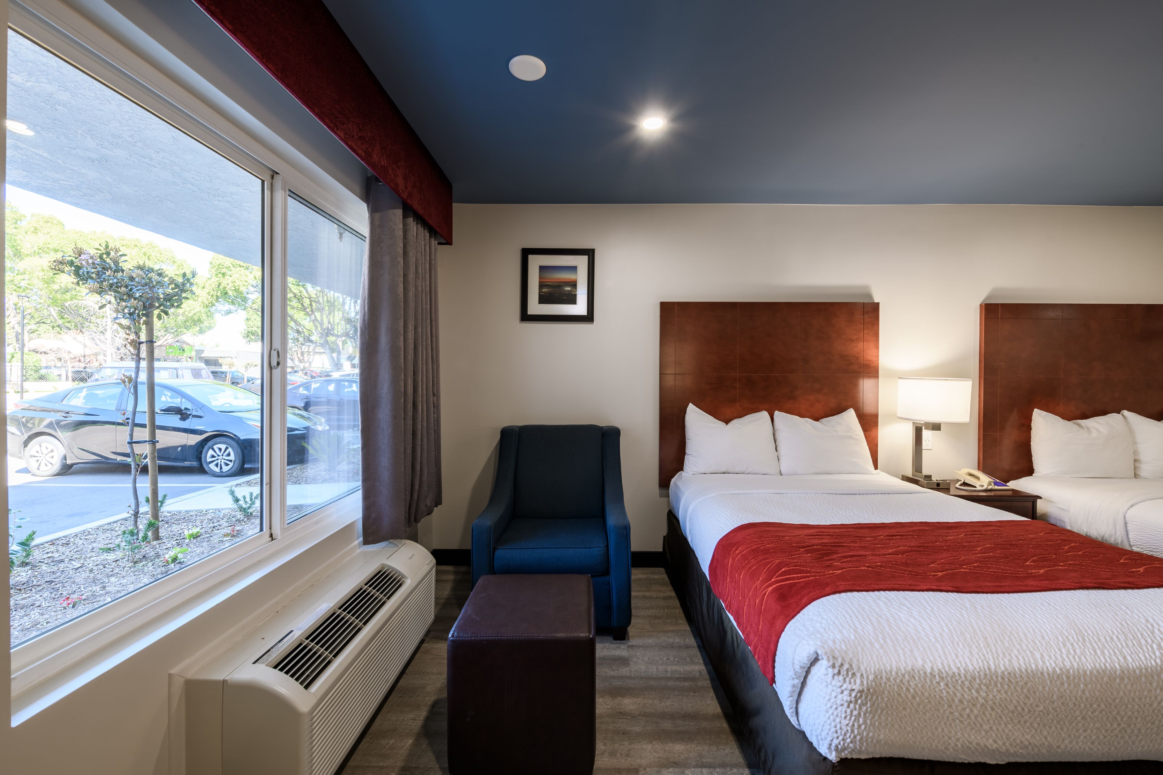 standard room, 2 double beds, non smoking, refrigerator & microwave (single use) | down duvets, in-room safe, desk, iron/ironing board