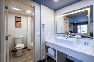 Ducha, cabezal de ducha con hidromasaje, artículos de tocador gratuitos