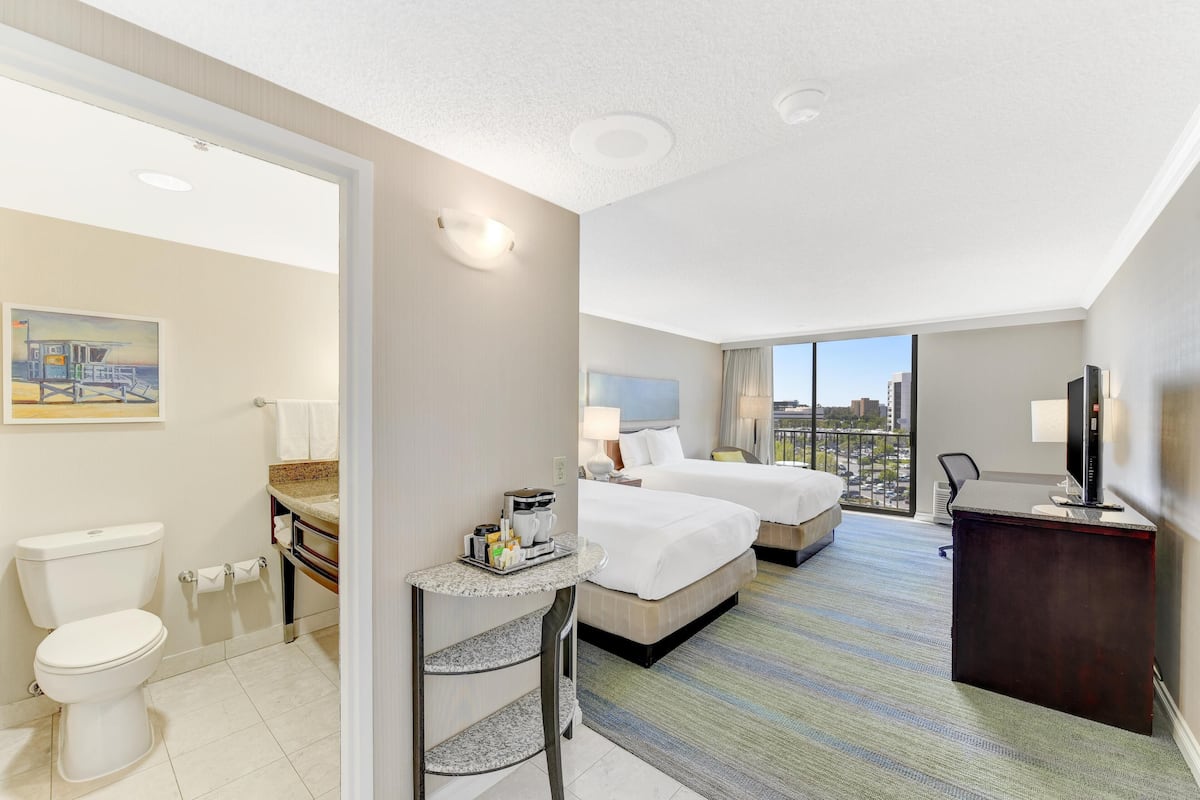 Ropa de cama de alta calidad y camas con pillow-top