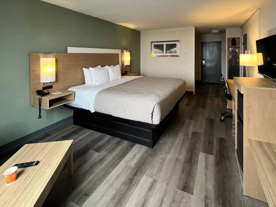 Premium bedding, desk, blackout curtains, iron/ironing board