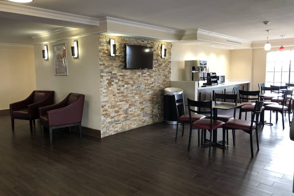 Red Roof Inn Houston East – I-10