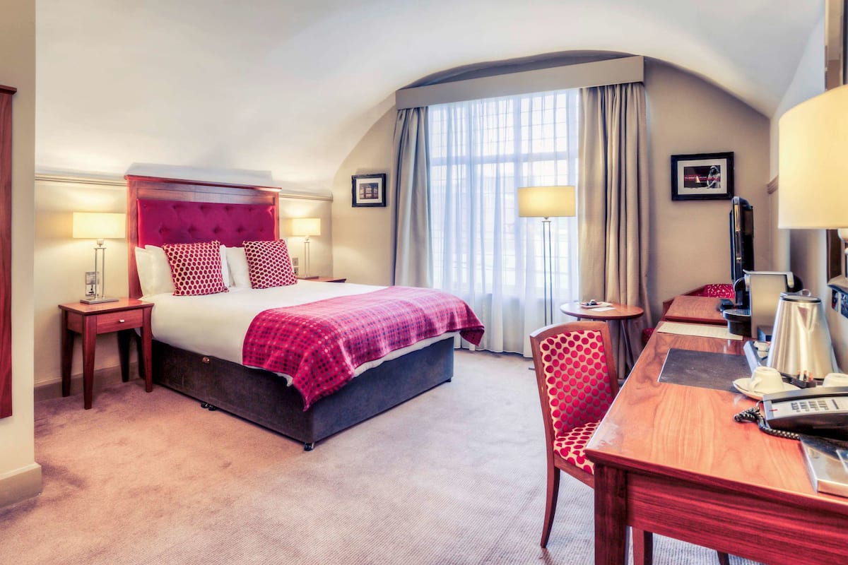 Privilege, Zweibettzimmer, 1 Doppelbett | Allergikerbettwaren, Minibar, Zimmersafe, Schreibtisch