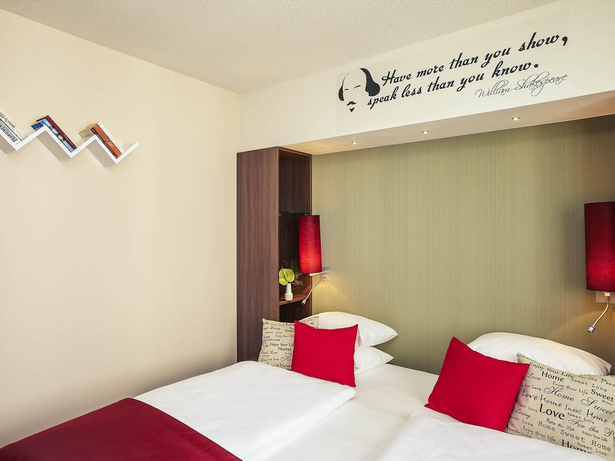 hypo-allergenic bedding, in-room safe, desk, laptop workspace