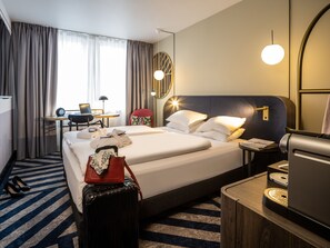 Privilege, Chambre, 1 très grand lit
