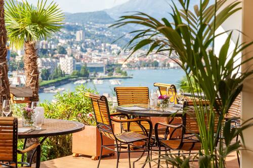 2 Restaurants, Abendessen, mediterrane Küche