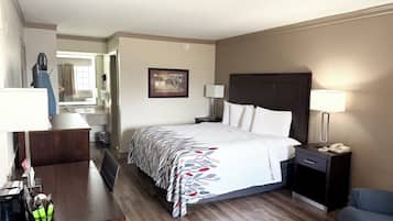 Superior Room, 1 King Bed, Non Smoking (Renovated) | Desk, iron/ironing board, free cribs/infant beds, free WiFi