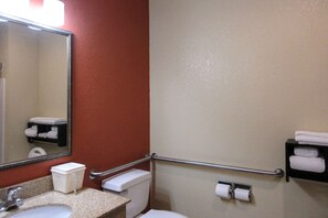 Room, 1 Katil Raja (King), Accessible, Non Smoking | Bilik Mandi | Gabungan pancuran/tab mandi, kelengkapan dandanan diri percuma 