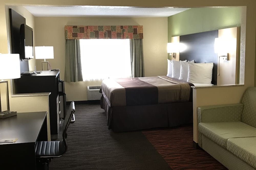 Quality Inn & Suites Benton Harbor - St. Joseph