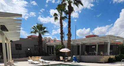 Travelodge by Wyndham Phoenix North