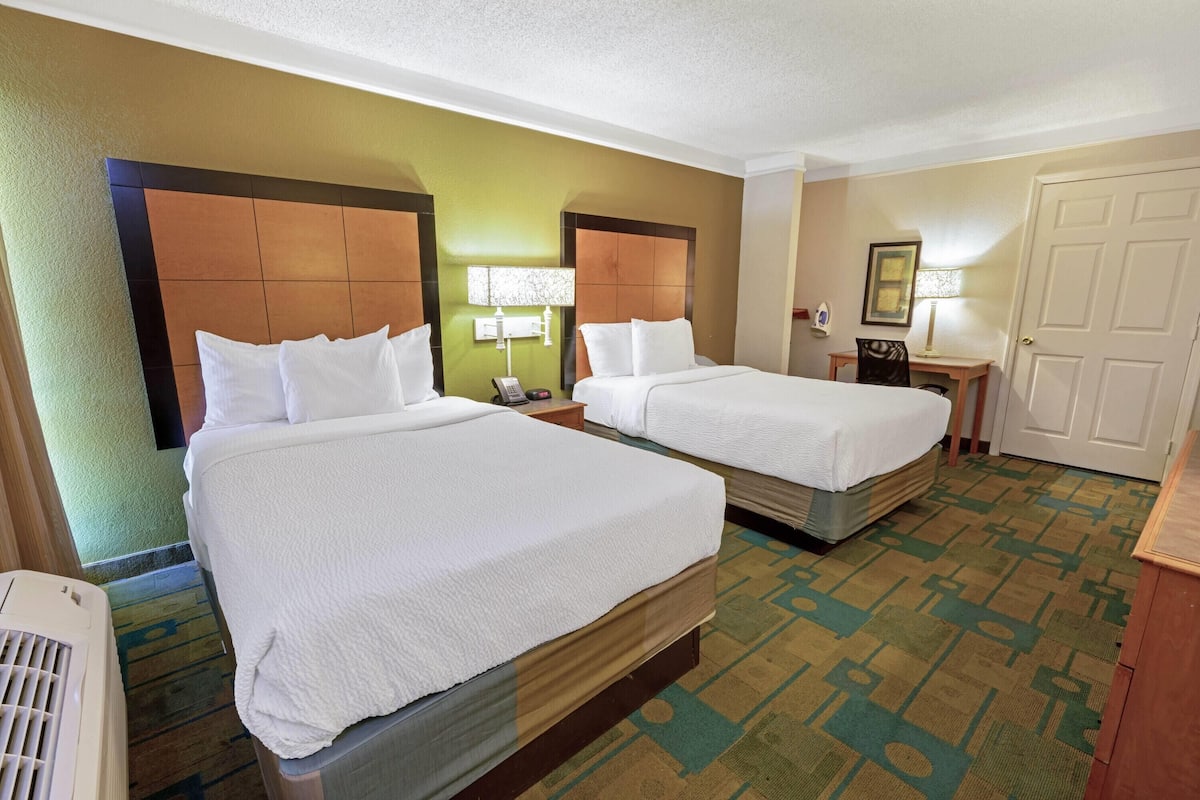 Room, 2 Double Beds, Mobility Accessible, Non Smoking (Bathtub W/grab Bars) | Premium bedding, desk, blackout curtains, iron/ironing board