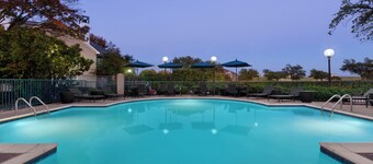 Addison Suites