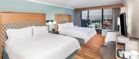 Habitació estàndard, 2 llits de matrimoni (Bath/Shower Combo) | Roba de llit d'alta qualitat, cobrellits i matalassos Tempur-Pedic