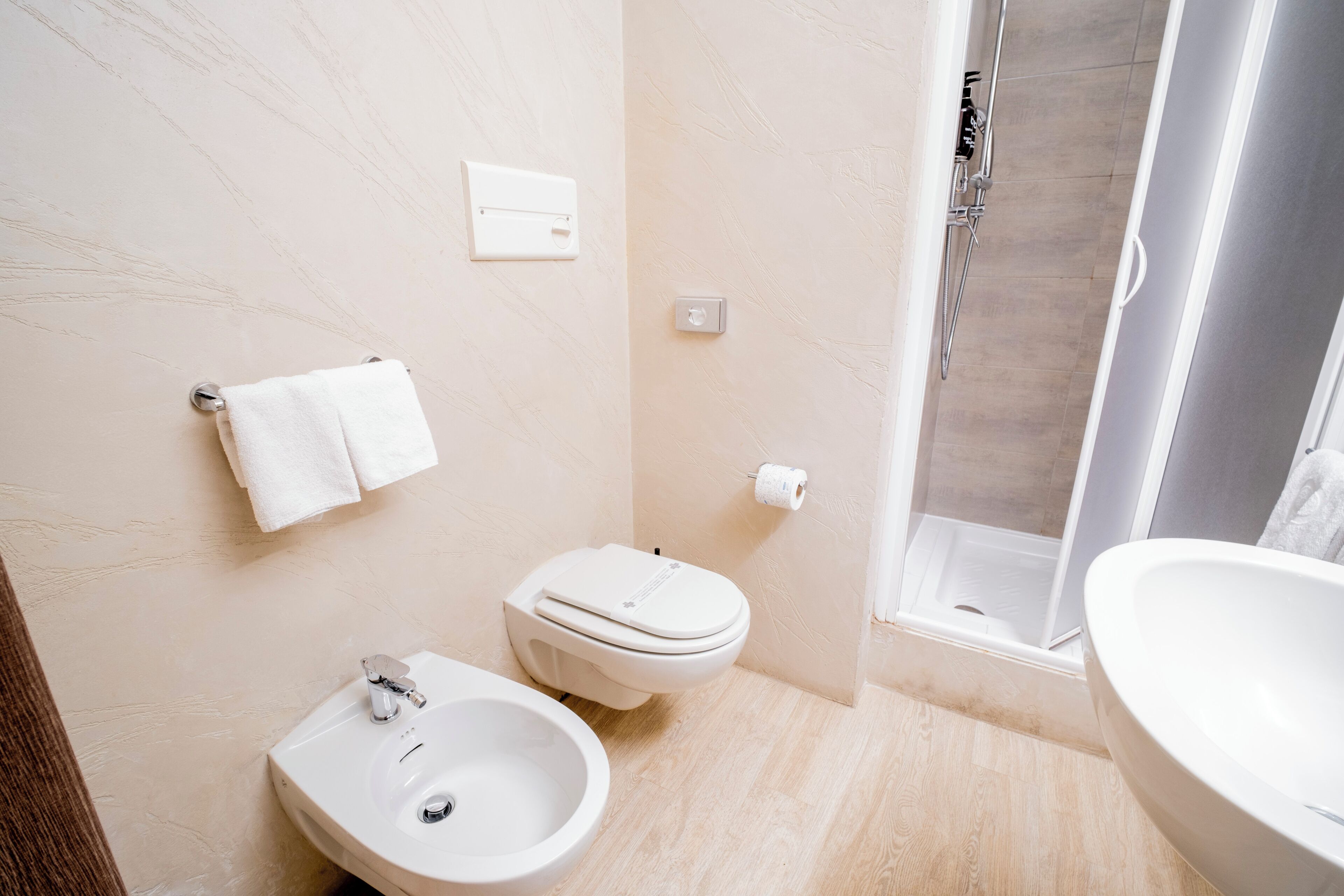 double or twin room | bathroom | free toiletries, hair dryer, bidet, towels