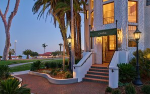 2 restaurants; breakfast, lunch, dinner, and brunch served - Mar Monte Hotel, in The Unbound Collection by Hyatt (Santa Barbara)