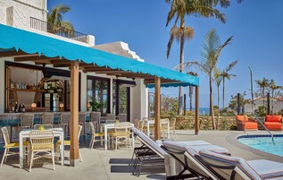 2 restaurants, breakfast, lunch, dinner served; Italian cuisine