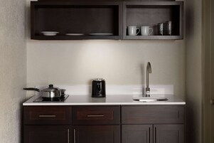 Pillowtop beds, iron/ironing board, rollaway beds, free WiFi