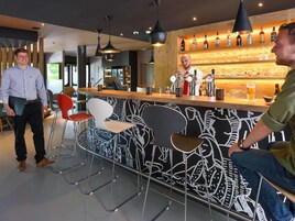 Bar (en la propiedad)