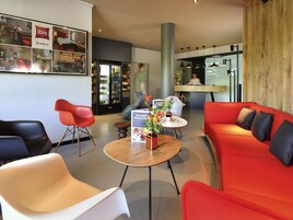 Bar (in der Unterkunft)