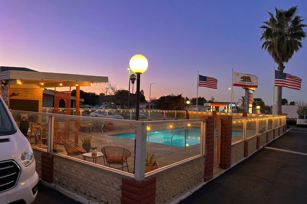Heritage Inn