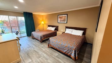 Standard-huone, 2 keskisuurta parisänkyä, tupakointi kielletty | Tallelokero huoneessa, ilmainen Wi-Fi, vuodevaatteet