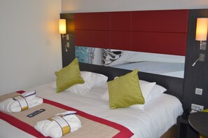 Minibar, in-room safe, desk, blackout curtains - Mercure Honfleur (Honfleur)