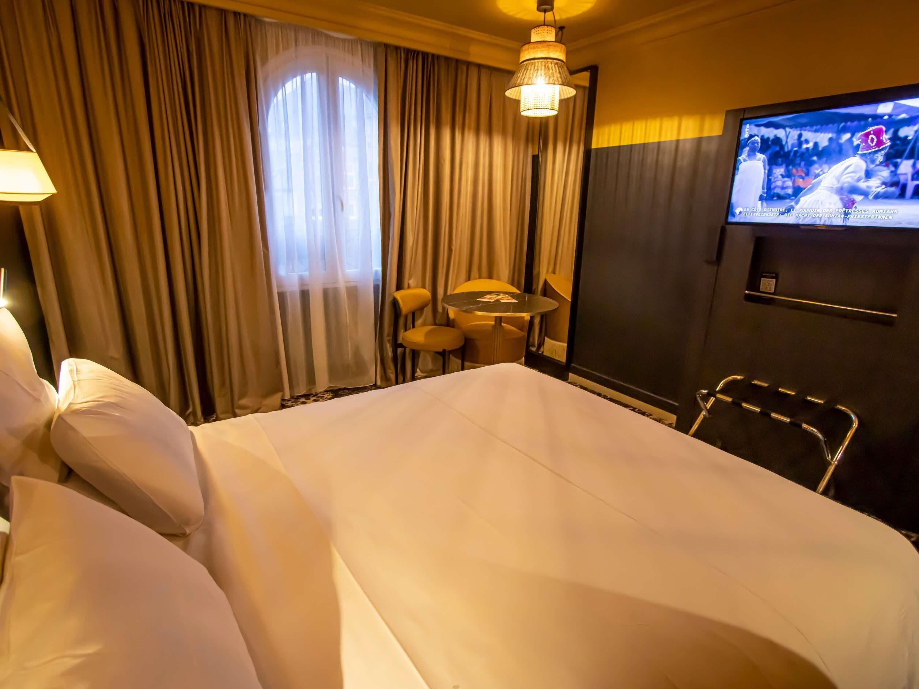 minibar, in-room safe, desk, blackout curtains