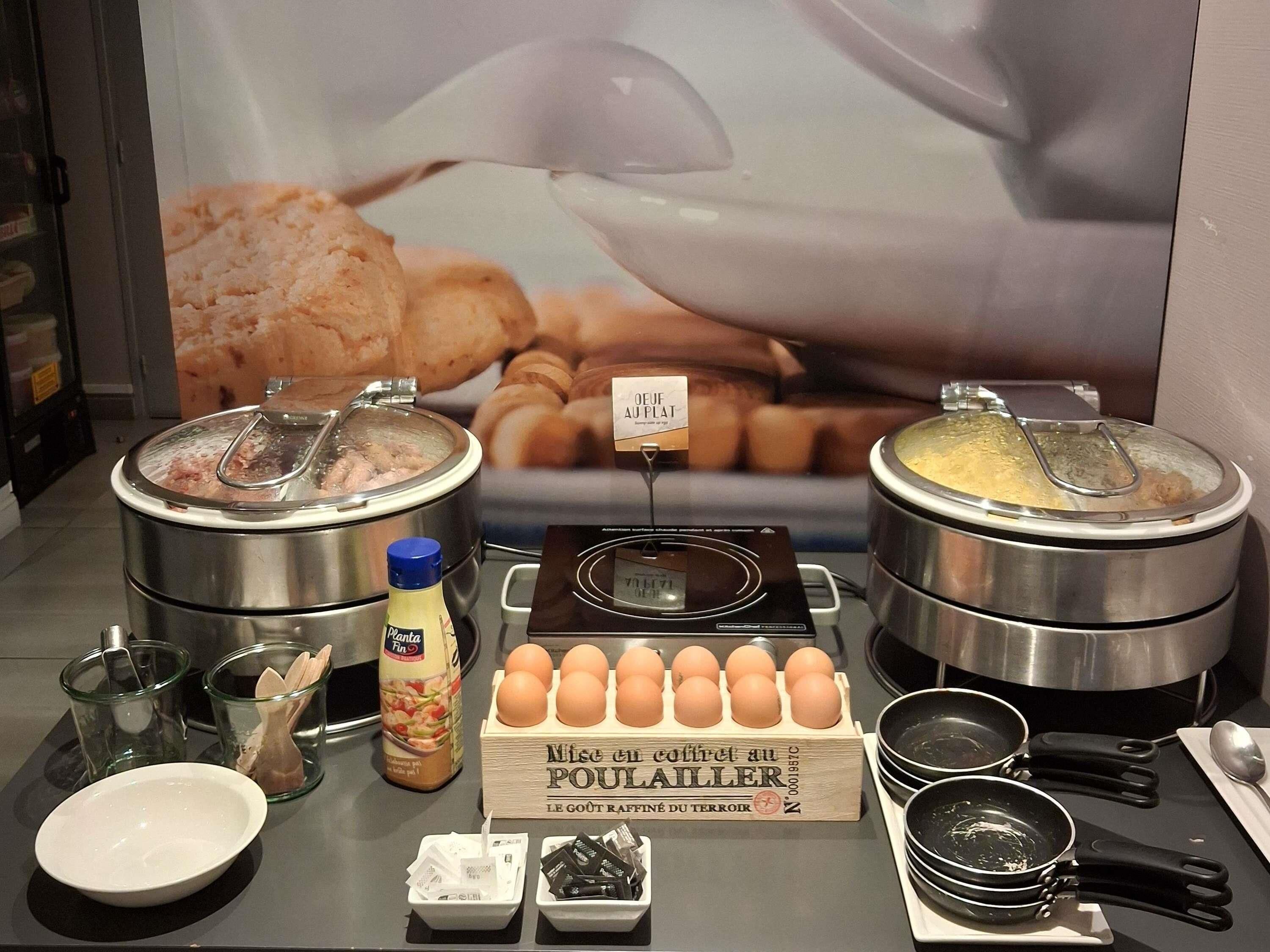daily buffet breakfast (eur 16 per person)
