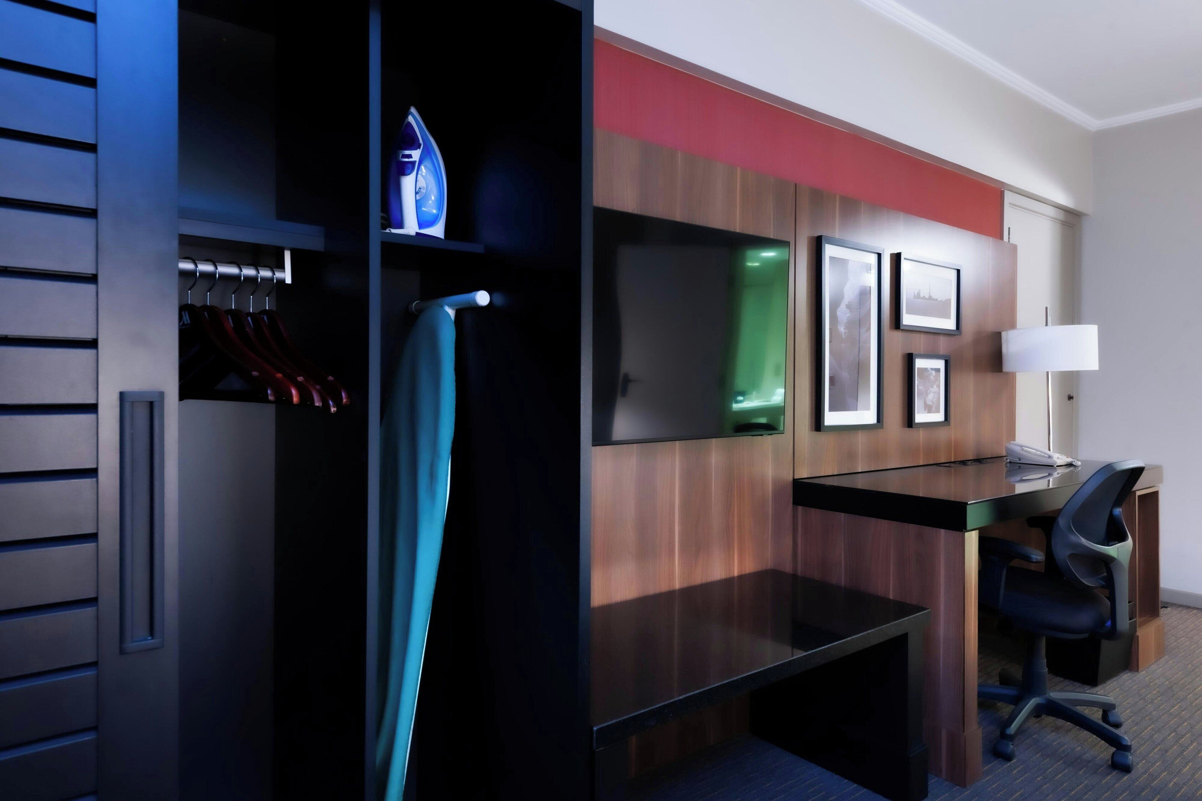 room, 2 double beds, non smoking | 1 bedroom, premium bedding, minibar, in-room safe