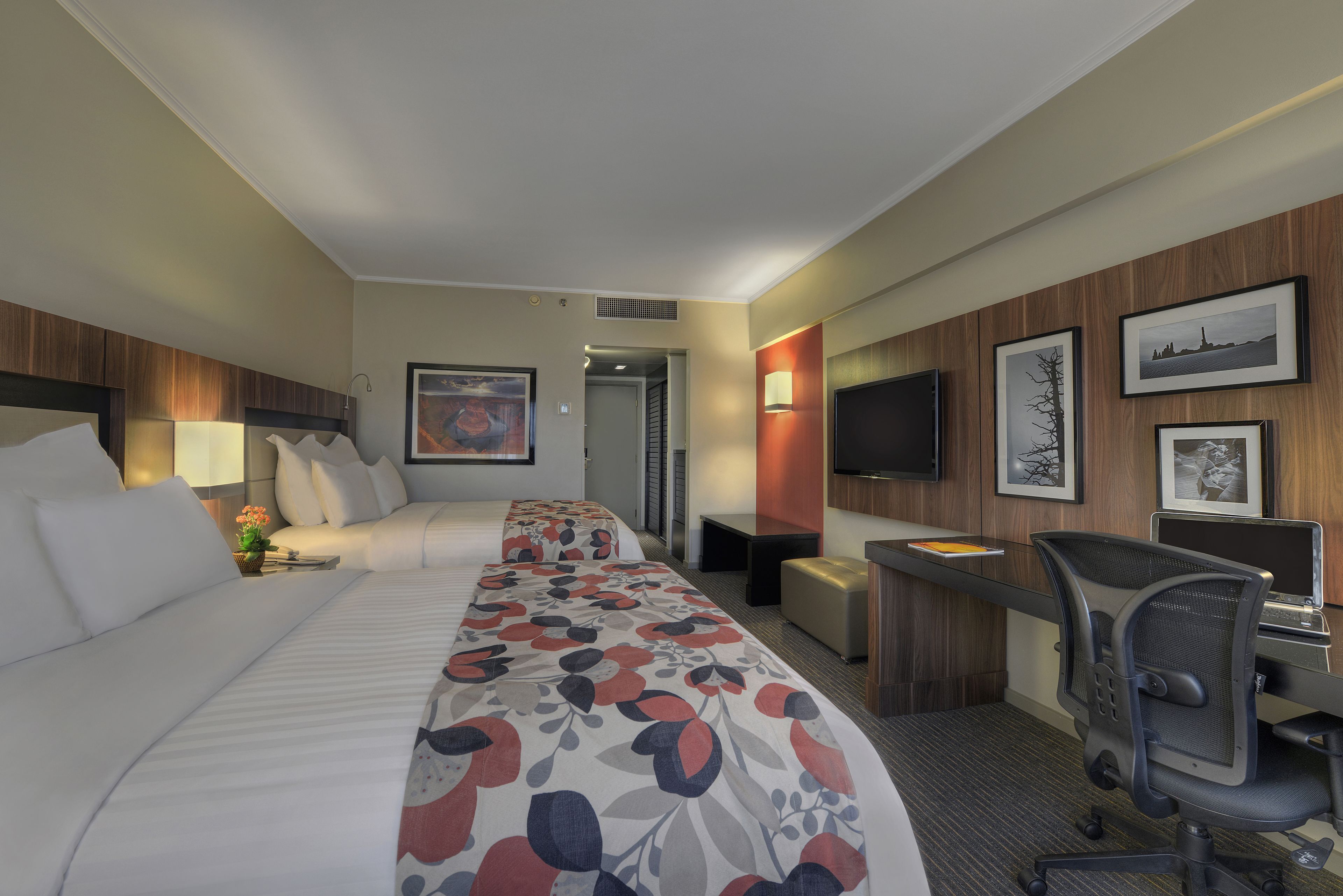 Premium bedding, minibar, in-room safe, desk