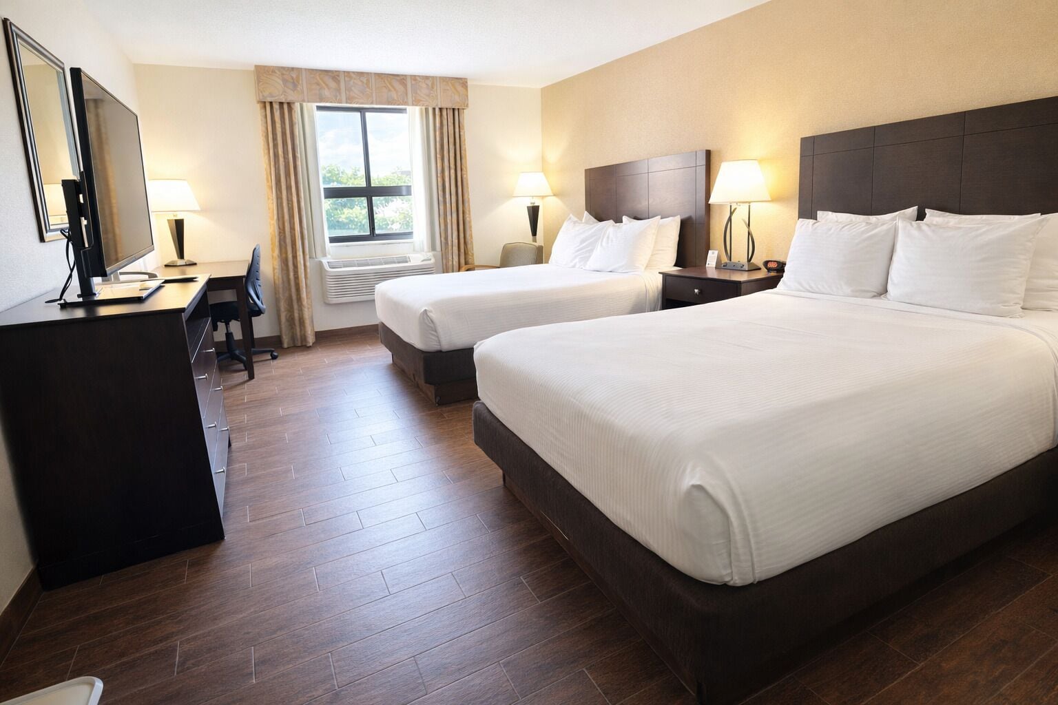 Suite, 1 Queen Bed, Non Smoking, Refrigerator & Microwave | Pillowtop beds, desk, laptop workspace, iron/ironing board