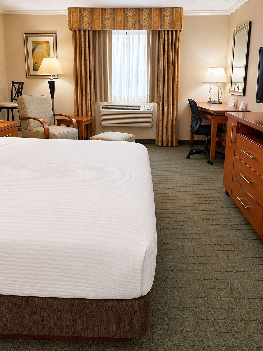 Suite, 1 Queen Bed, Non Smoking, Refrigerator & Microwave