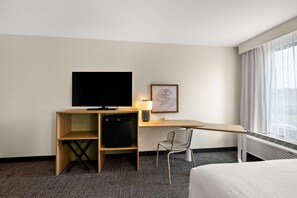 Room, 2 Queen Beds (with Sofa)