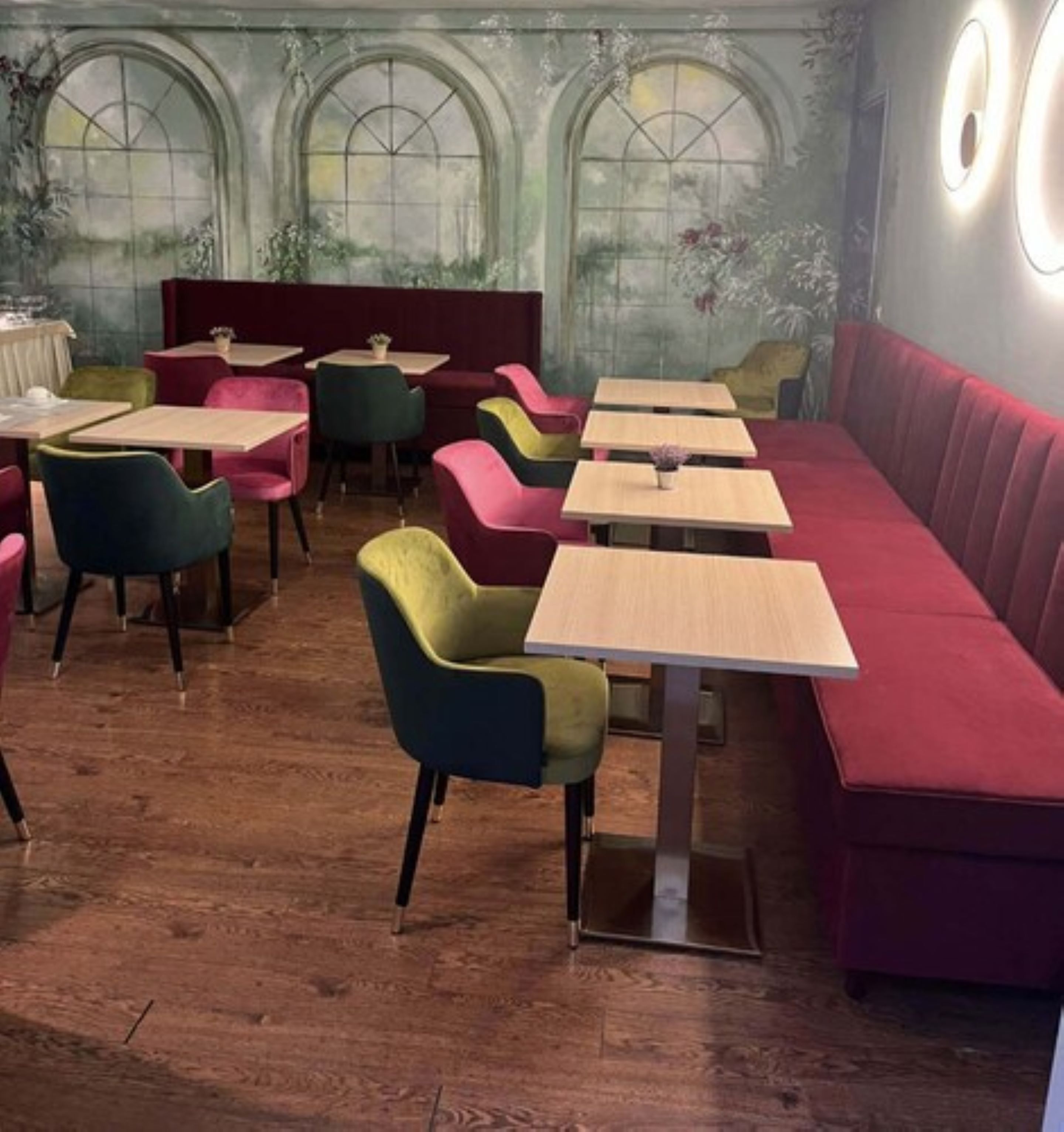 Colazione a buffet, servita tutte le mattine (9 EUR a persona) 