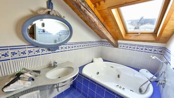 Suite Junior, idromassaggio | Vasca idromassaggio
