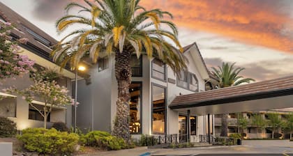 Best Western Plus Novato Oaks Inn