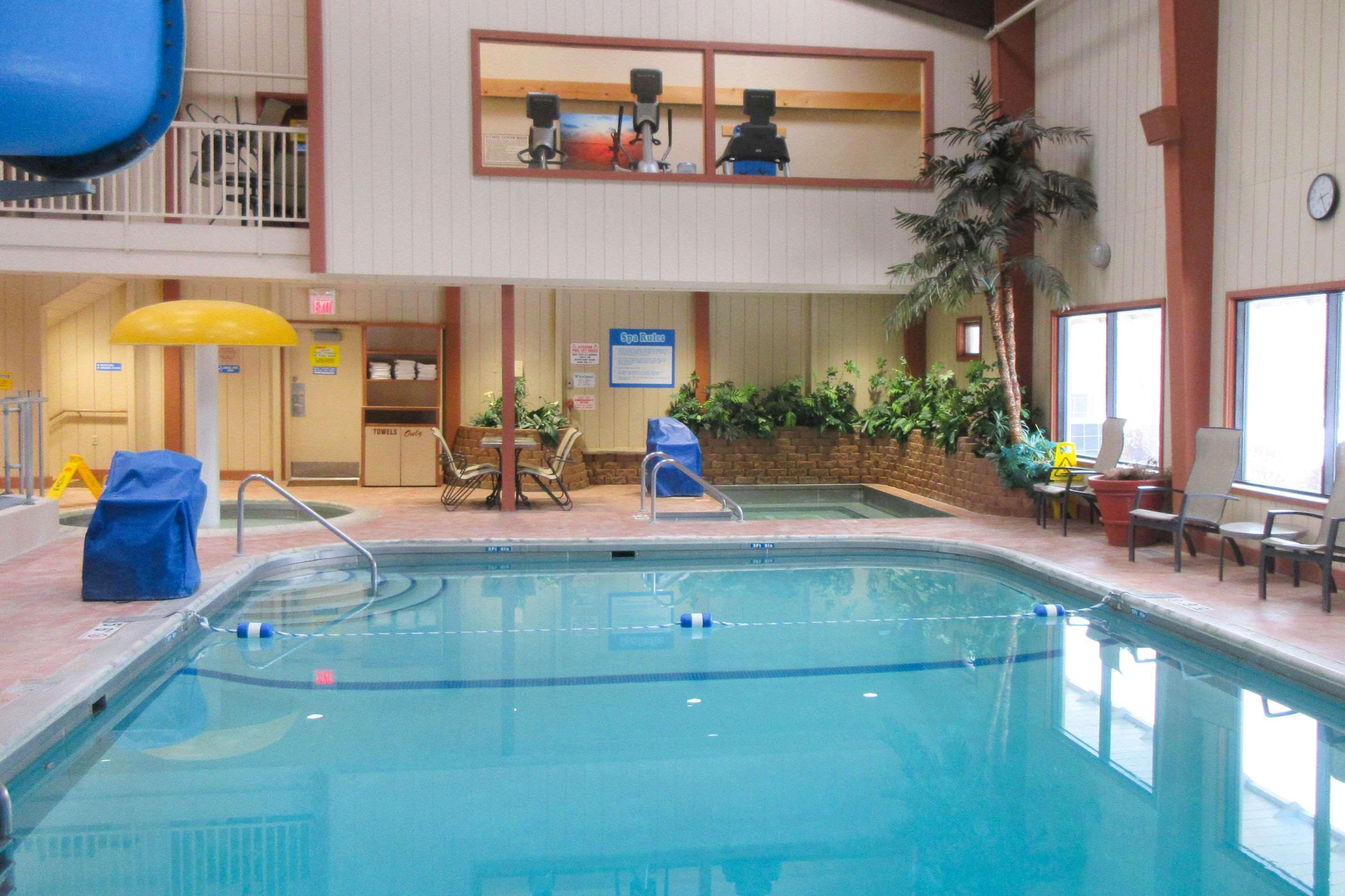 3 indoor pools