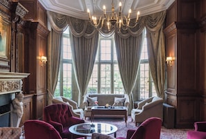 Bar (on property) - Tylney Hall (Hook)