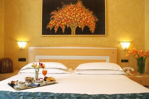 Standard Double Room | Minibar, desk, rollaway beds, free WiFi