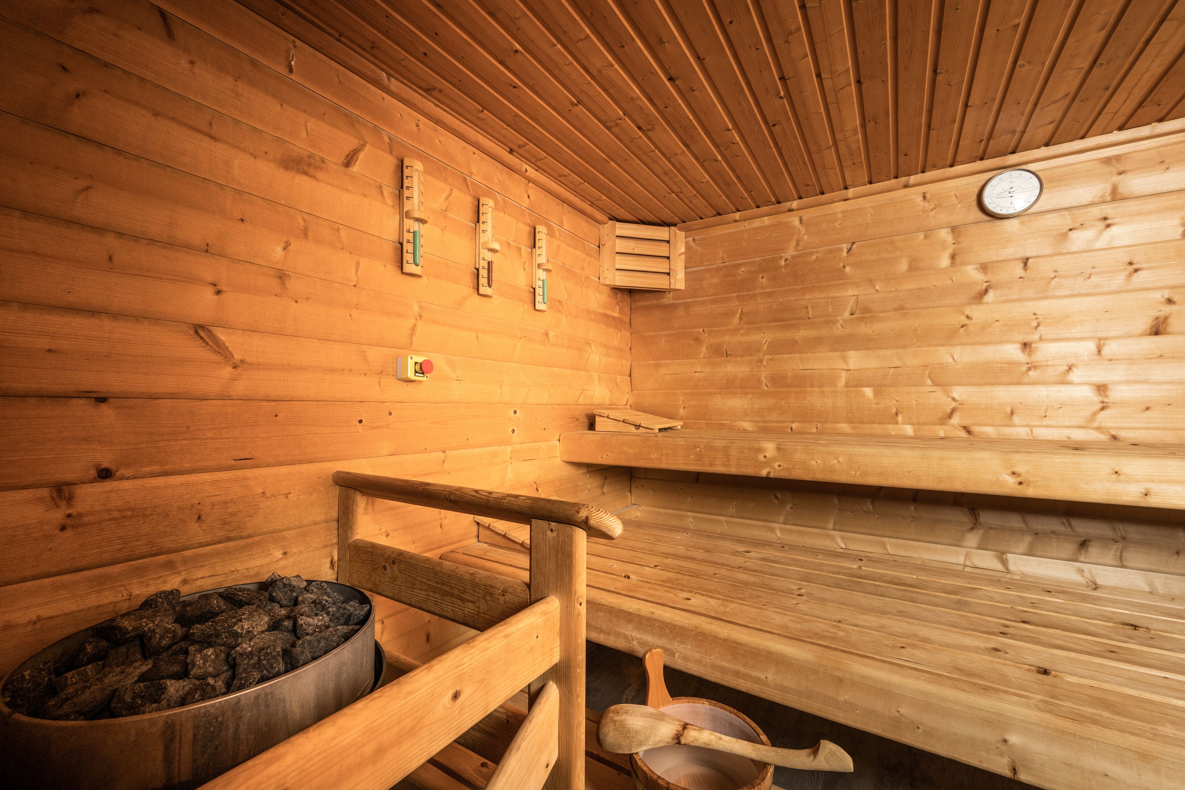 sauna, hot stone massages, deep-tissue massages, reflexology