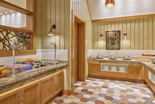 DoubleTree by Hilton Houston Intercontinental Airport