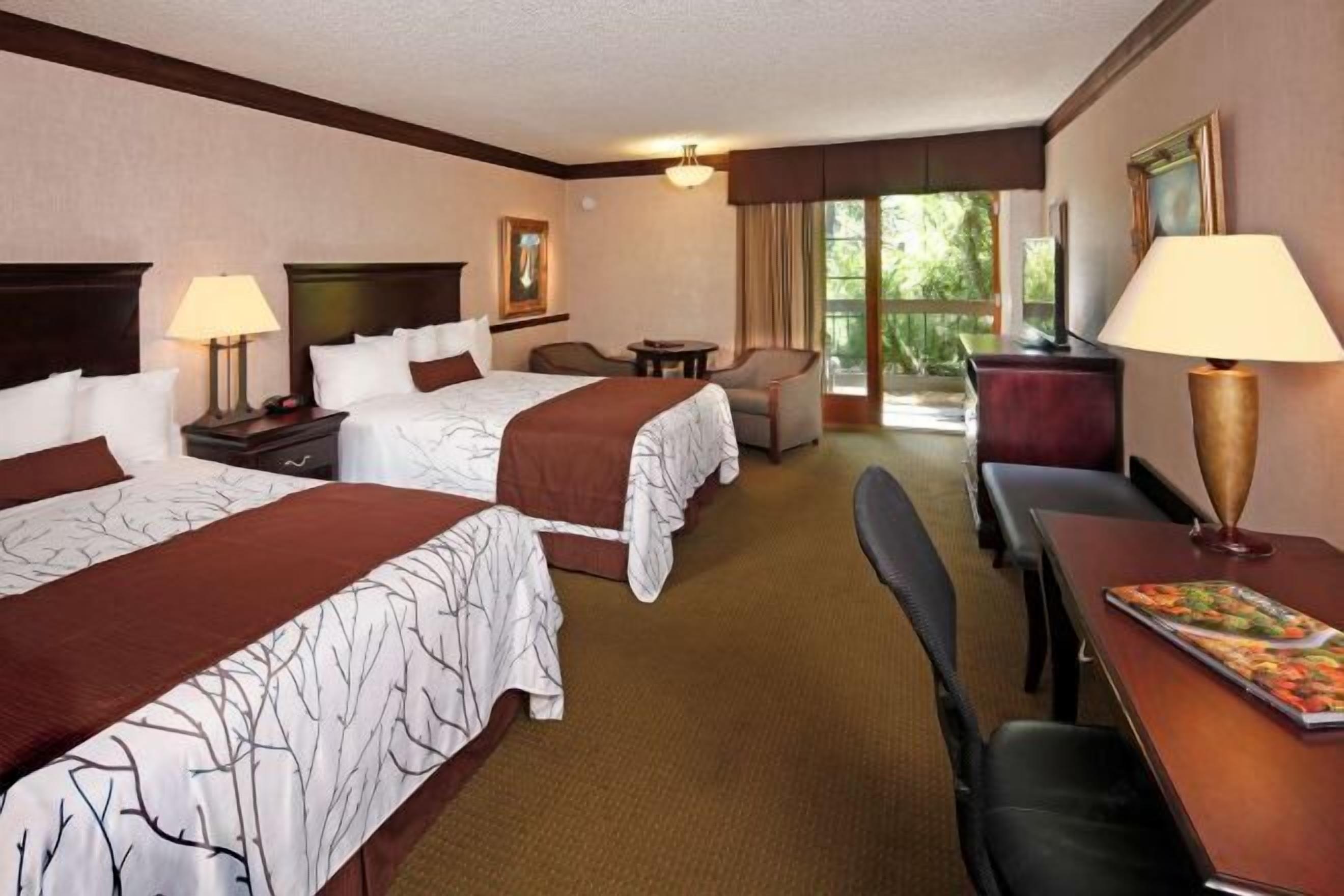 熨斗/熨衣板、婴儿床、折叠床/加床（额外收费）、床单