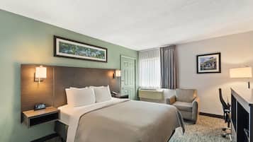 Room, 1 Queen Bed, Accessible, Non Smoking | Desk, blackout drapes, iron/ironing board, free cribs/infant beds