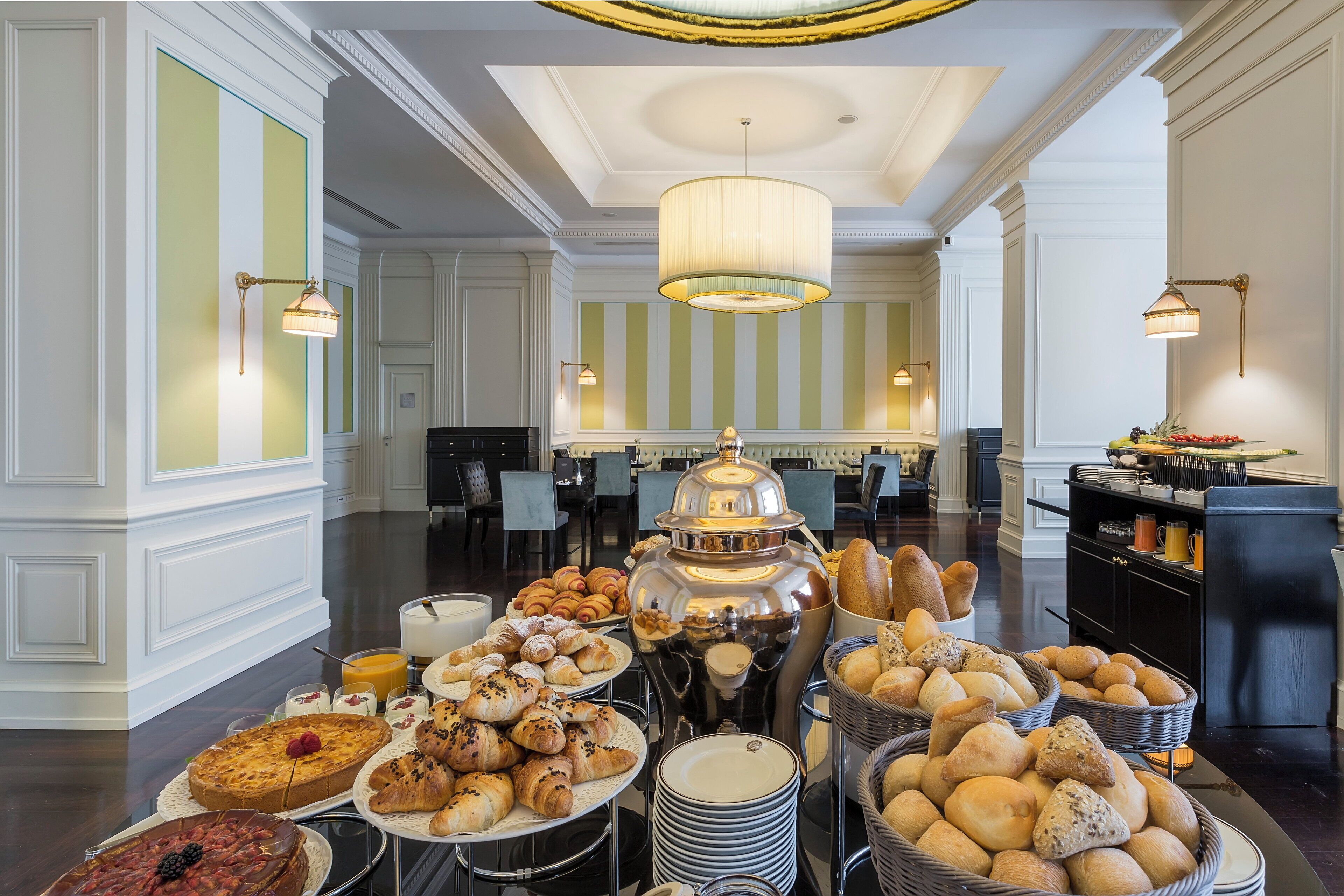 daily buffet breakfast (eur 25 per person)