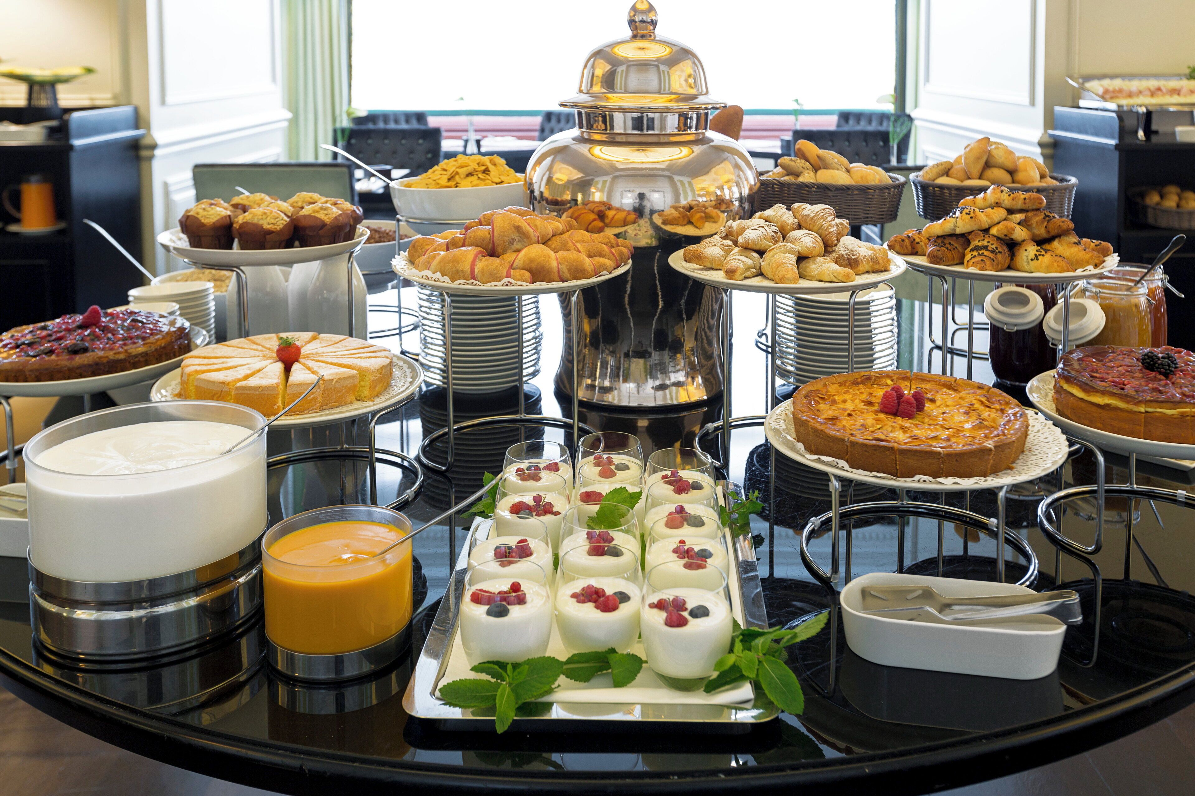 Desayuno buffet todos los días (con cargo)