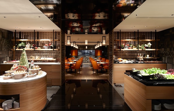 Tai Pan Room with Tai Pan Benefit | Restaurant