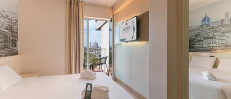 Triple Room, Non Smoking, Terrace | In-room safe, desk, blackout drapes, free cribs/infant beds
