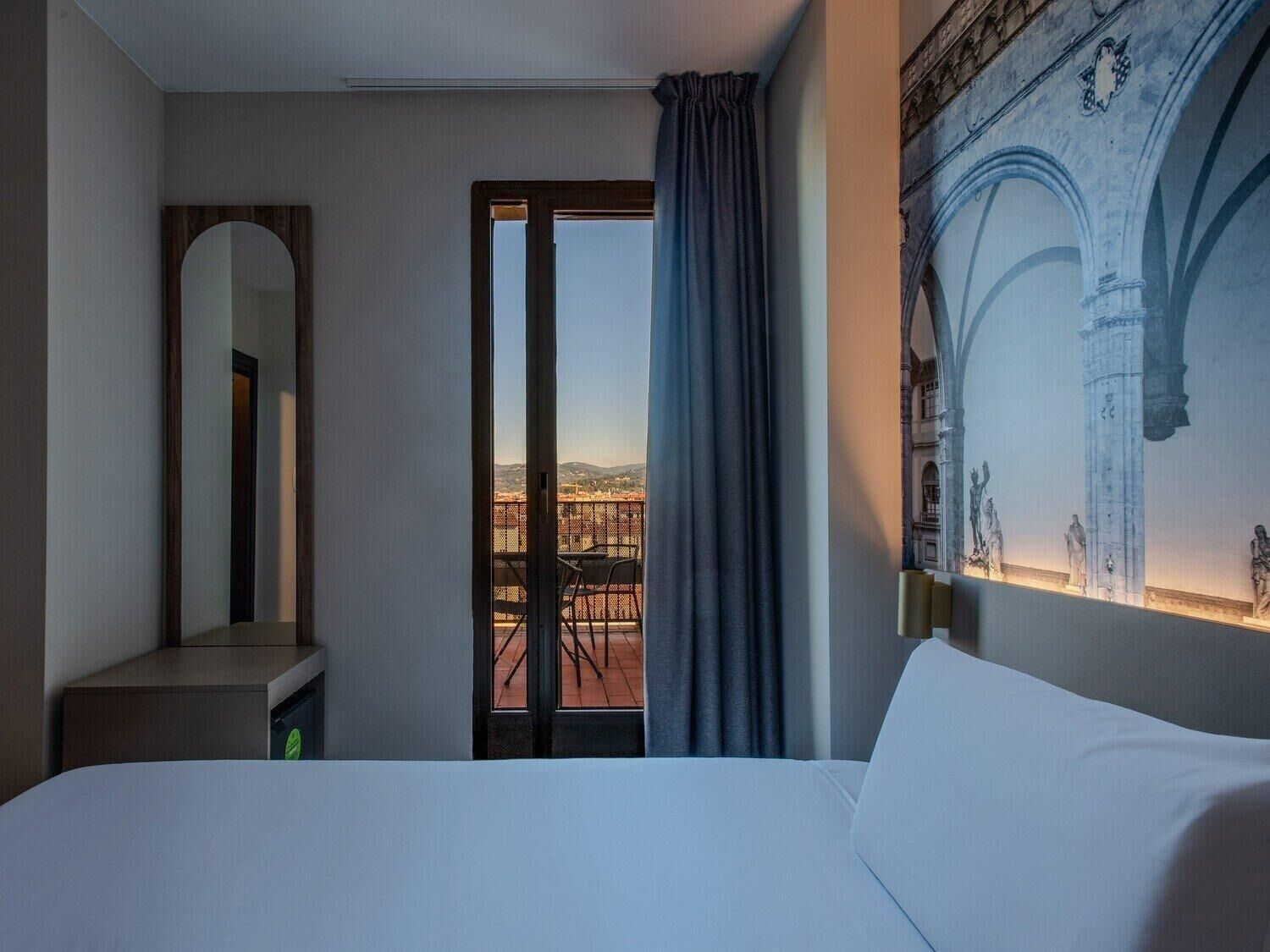 Superior Single Room, Non Smoking, Terrace | In-room safe, desk, blackout curtains, free WiFi