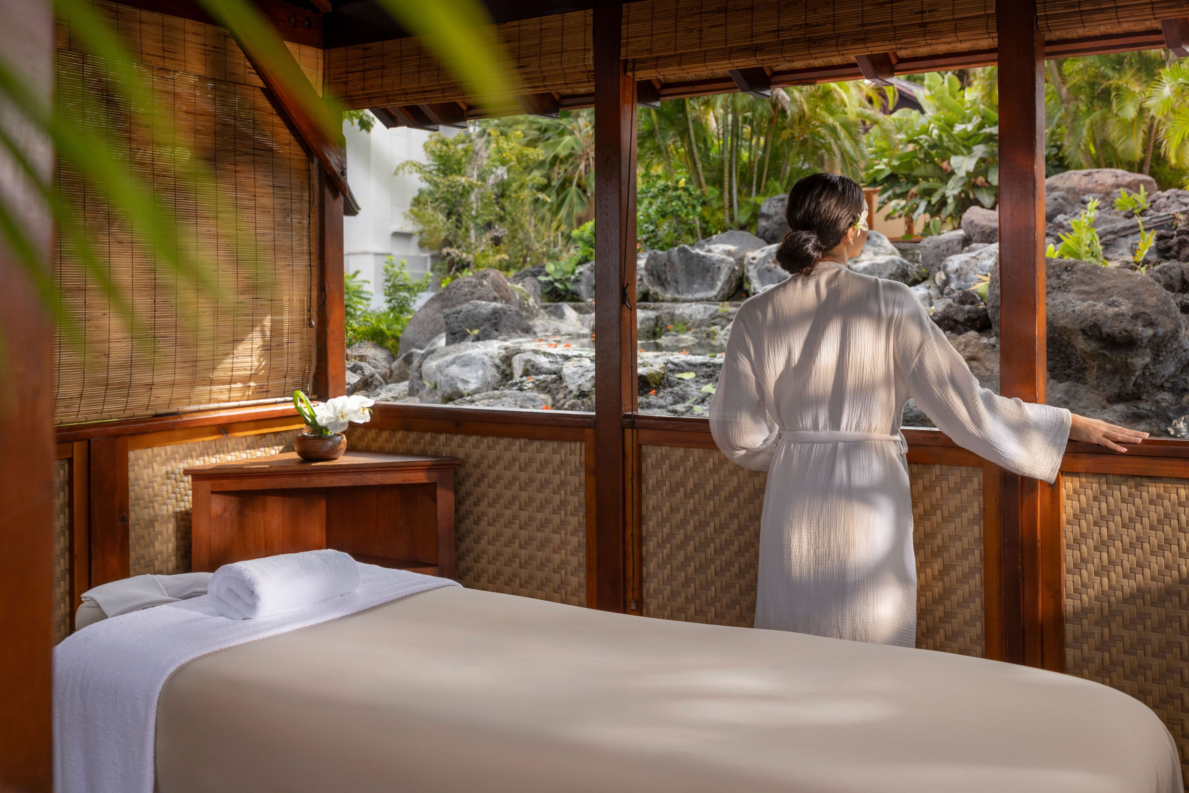 Een sauna, een stoombad, lichaamsbehandelingen, hotstone-massages