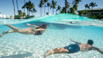 Outdoor pool, pool cabanas (surcharge), pool umbrellas