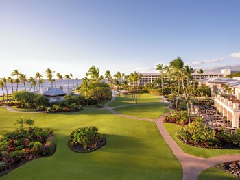 Hotel room view looking out at Fairmont Orchid
